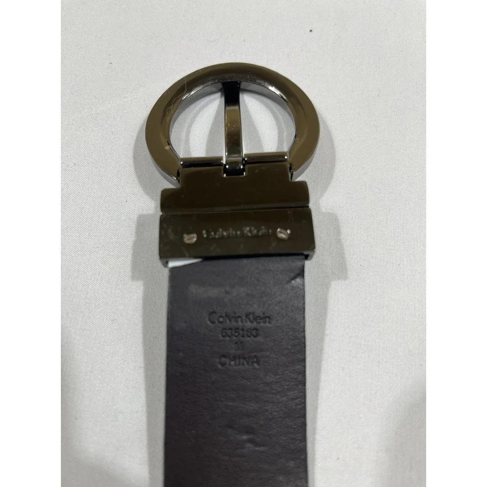 Calvin Klein Leather Belt Women Black Round Gunmetal Buckle 635153